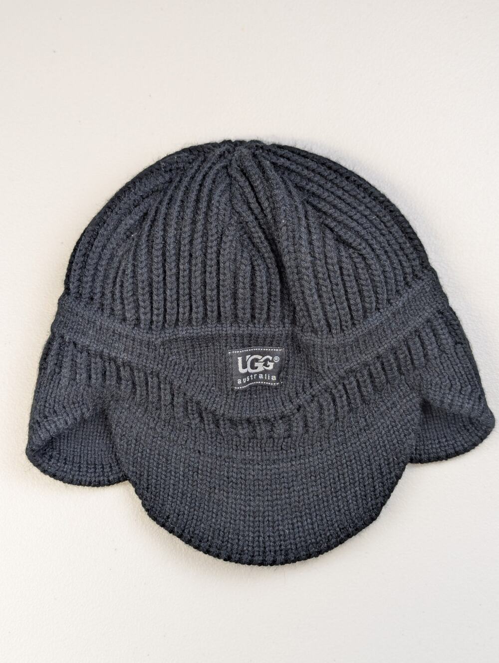 UGG Beanie Brimmed Winter Hat Ear Flaps Knit Black Toque Warm Snow One Size